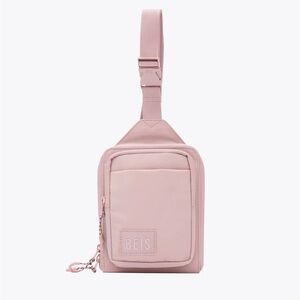 BEIS The sports sling in atlas pink